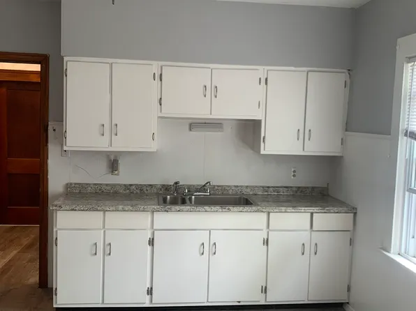 (undisclosed Address), Cleveland, OH 44119