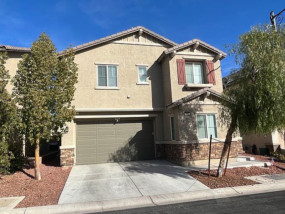 3rd image of 7852 Pyramid Peak St