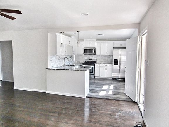 5th image of 8733 S Sproat Ave