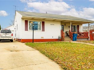 1120 Parkview Ave, Lorain, OH 44052