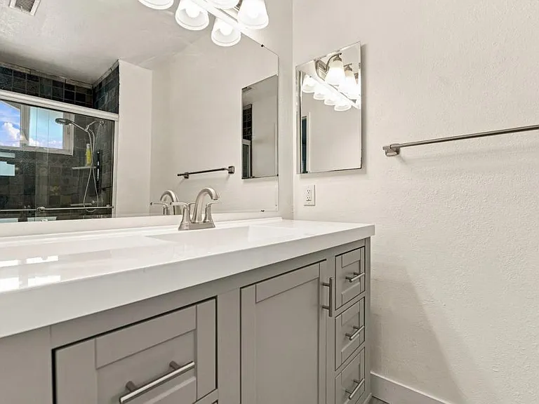 1101 Calle Vista Ave — Photo 20