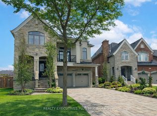 10 Sim Hill Cres, King, ON L7B 0C4