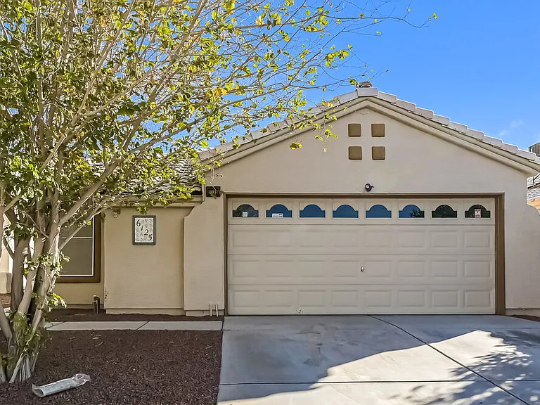 6125 Wild Berry Dr — Photo 1