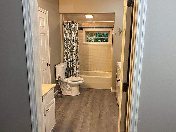 bathroom with washer/dryer