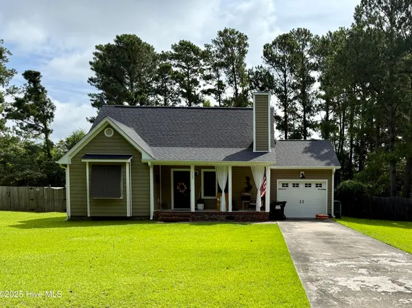 117 Foster Creek Court, Swansboro, NC 28584