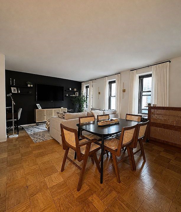 1st image of 225 E 57th St APT 20E