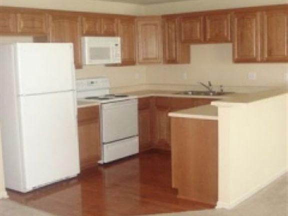 4th image of 8800 Timber Creek Ln