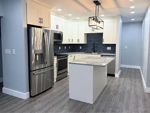 4 bed, 1391 sqft, $3,100 — Photo 3
