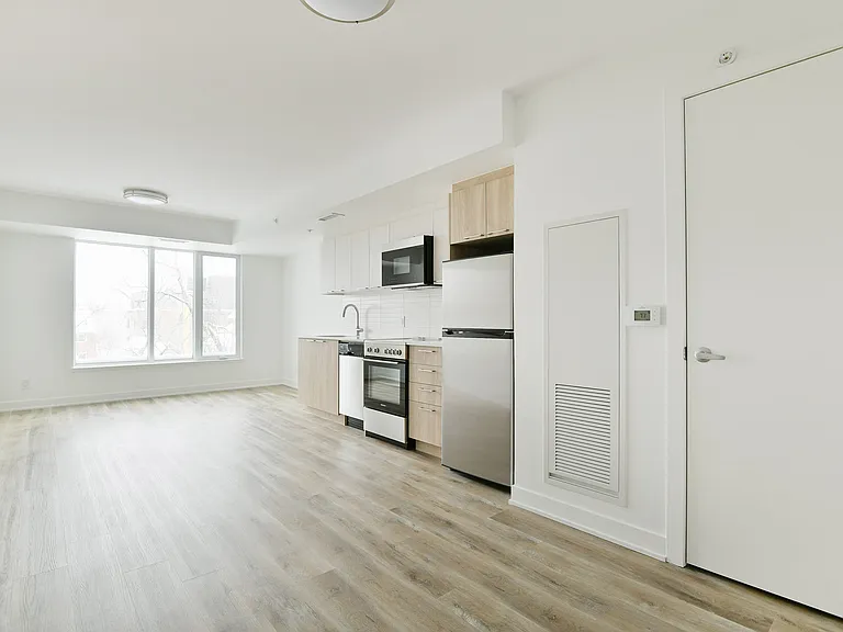 36 Robinson Ave — Photo 13