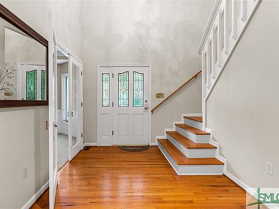 5th image of 5 Carlow Ln