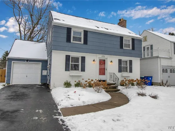 172 Burroughs Dr, Amherst, NY 14226