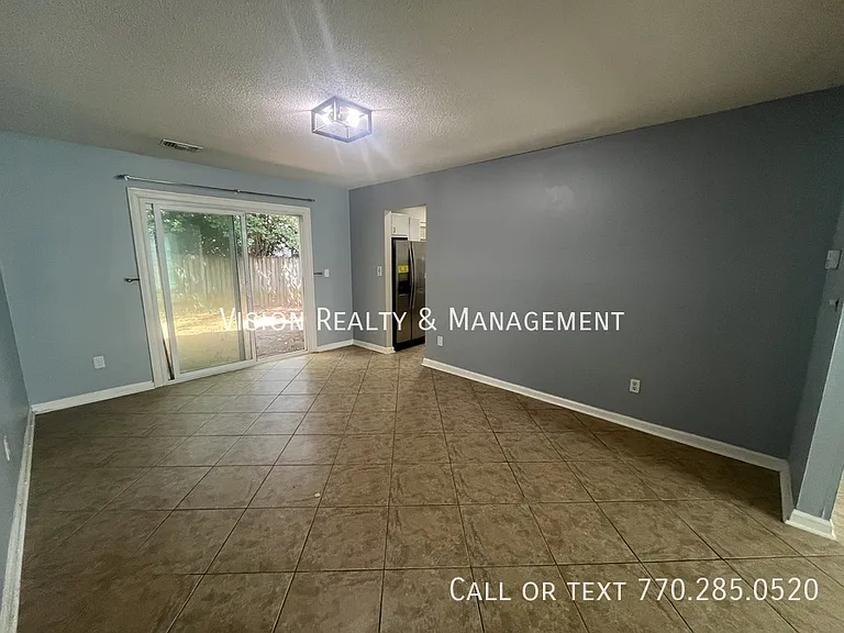5200 Afton Way SE — Photo 8