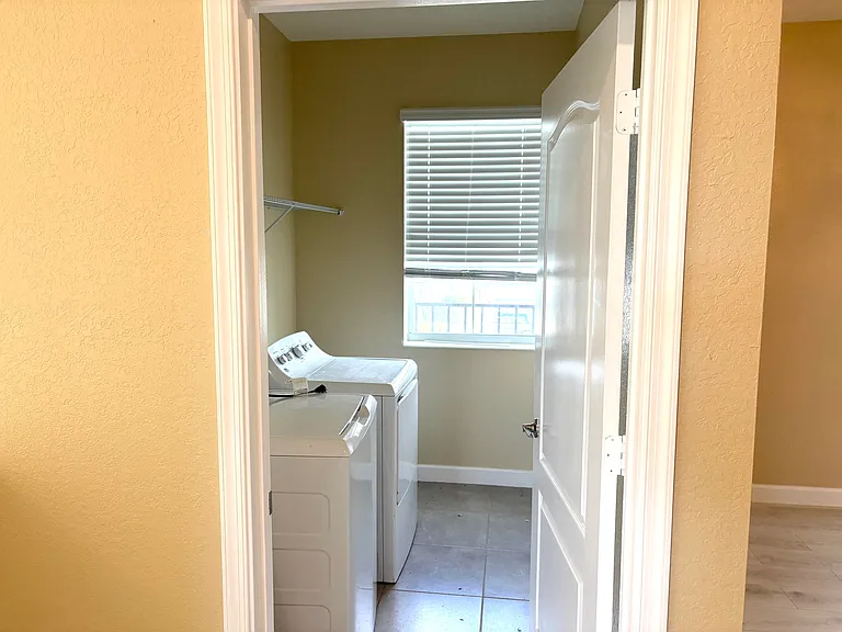 7962 NW Greenbank Cir — Photo 10