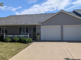 1288 7th Ave SE, Sioux Center, IA 51250