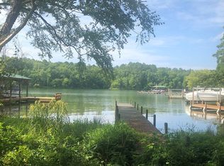 102 Patriot Point Ct, Ninety Six, SC 29666