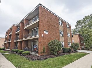 14138 S School St, Riverdale, IL 60827
