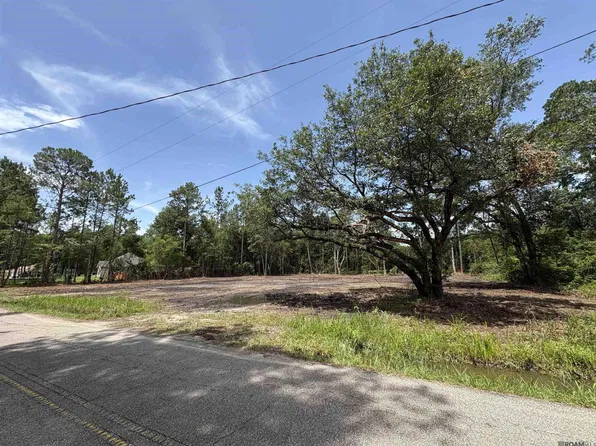 61043 Atkins Dr, Slidell, LA 70460