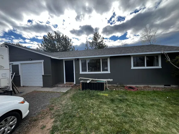 2523 SW 20th St, Redmond, OR 97756