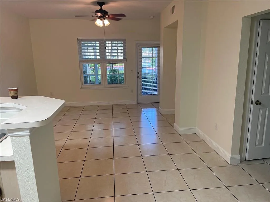 2 bed, 1.0 bath, 1052 sqft, $1,700 — Photo 2