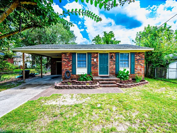 1609 Canal St, New Bern, NC 28560