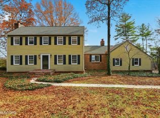 11134 Crown Point Dr, Knoxville, TN 37934