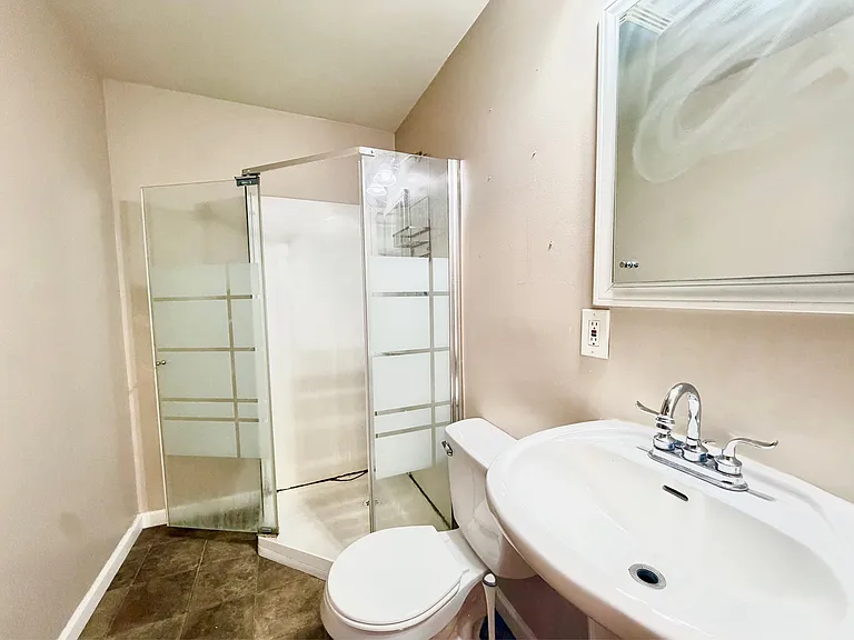 145 Whitehall Ave #2 — Photo 10