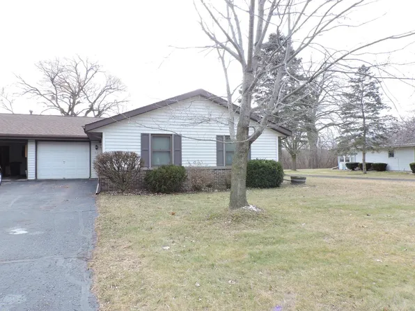 701 East Clay STREET #D-1, Whitewater, WI 53190