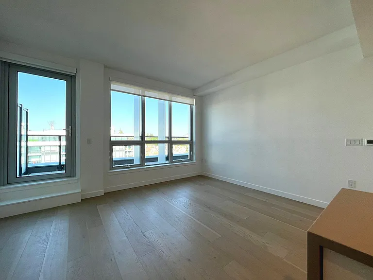 6328 Cambie St #703 — Photo 7