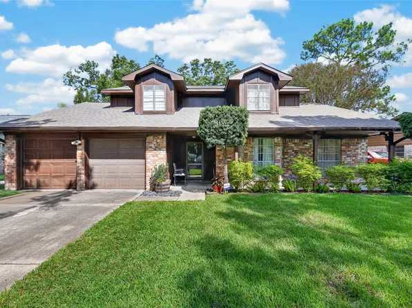12431 Chessington Dr, Houston, TX 77031