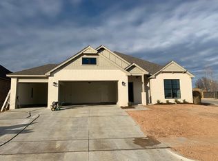 2601 W 111th Pl S, Jenks, OK 74037
