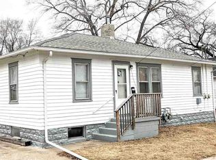 520 Maynard Ave, Waterloo, IA 50701