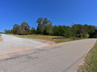 137 N McCauley Rd, Travelers Rest, SC 29690