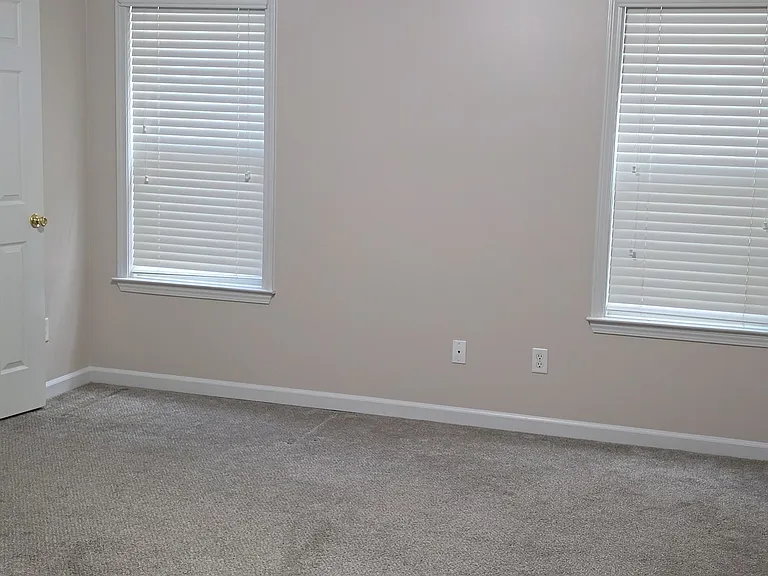 4572 Park Ridge Pkwy — Photo 17