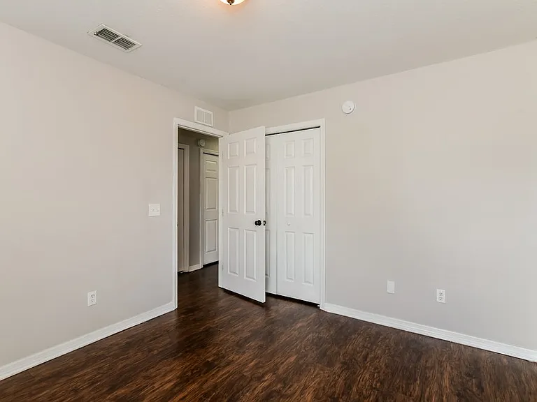 205 Madalyn Ct — Photo 14