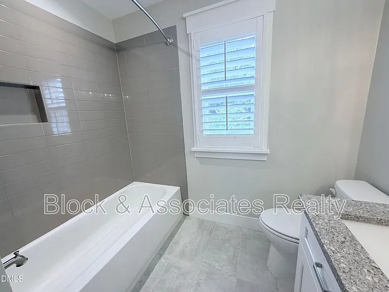 1023 Brighton Rd — Photo 11