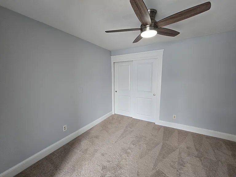 288 Pleasant St #7 — Photo 14