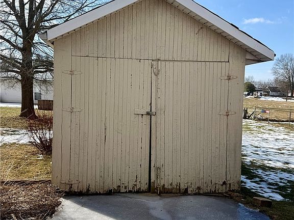 4th image of 1206 W Virginia Ave