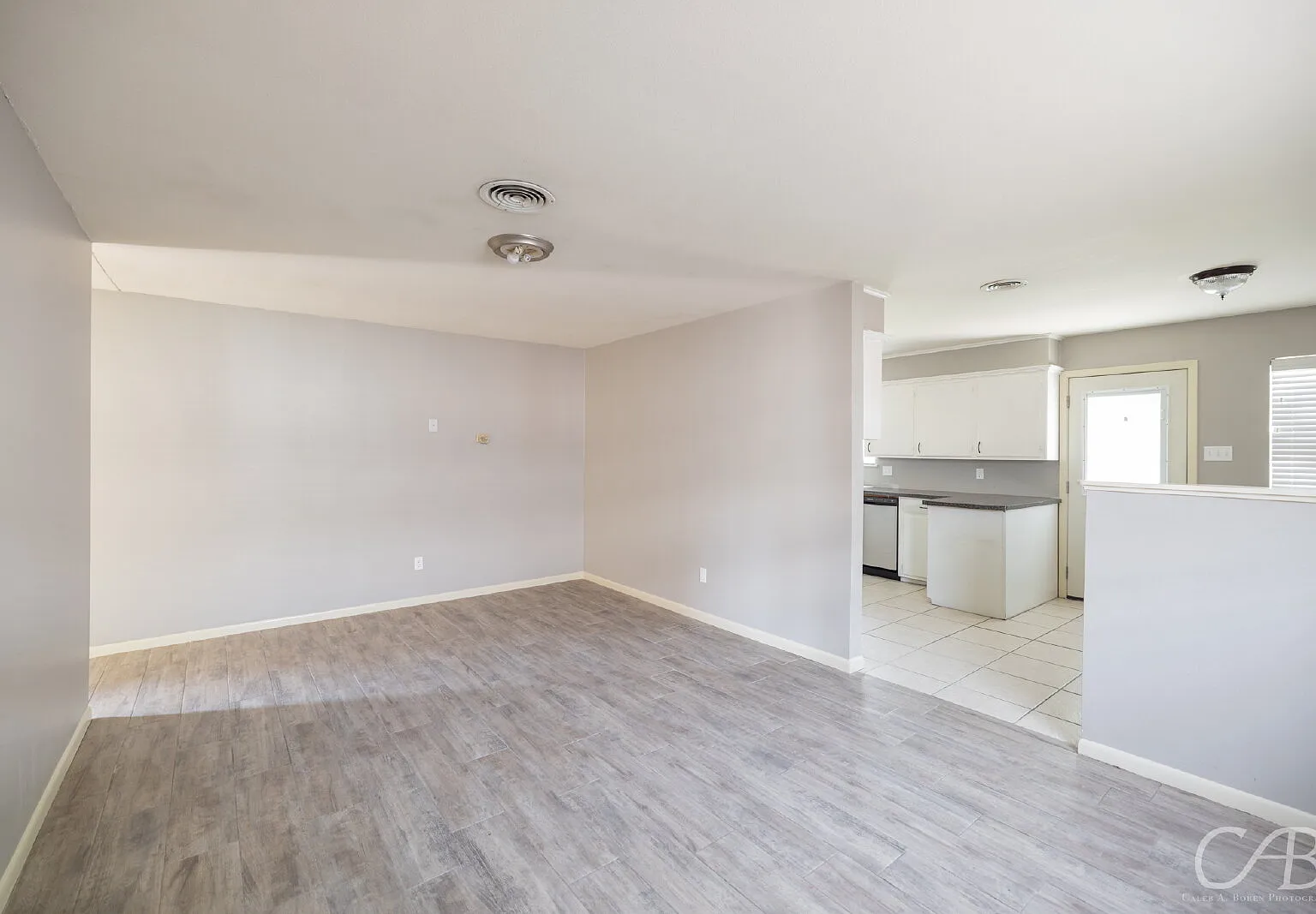 2 bed, 1.5 bath, $1,650 — Photo 4