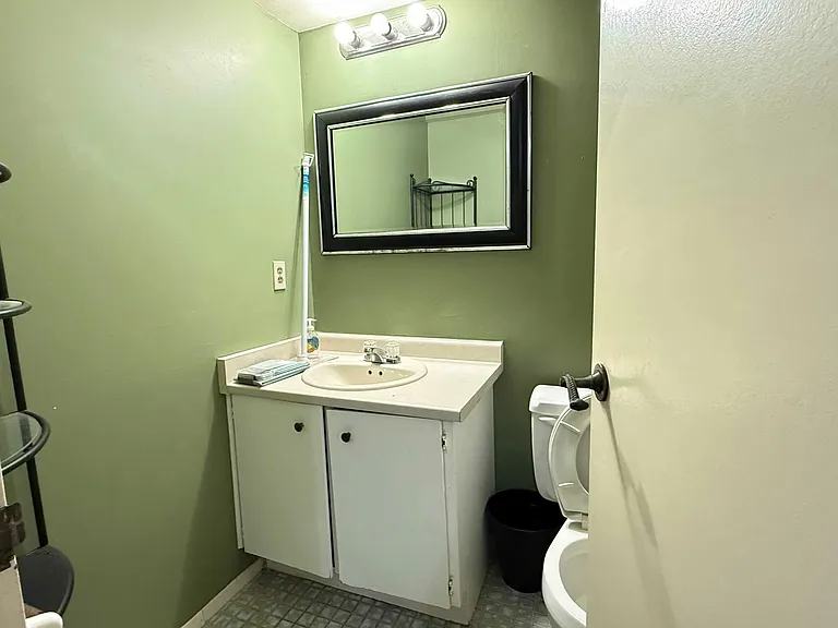 1300 Marlborough Ct #323 — Photo 16