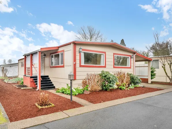 1800 Lakewood Ct Spc 24, Eugene, OR 97402