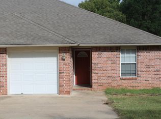 204 Commercial St APT 2, Prairie Grove, AR 72753