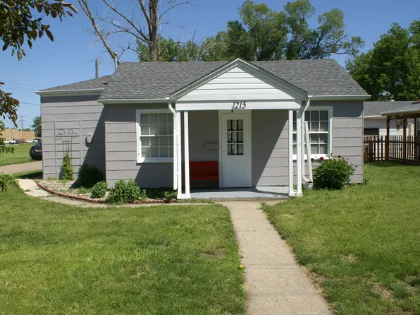1215 3rd Ave SE, Aberdeen, SD 57401