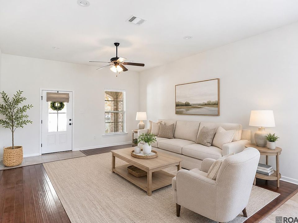 1st image of 18341 Sunset Park Dr