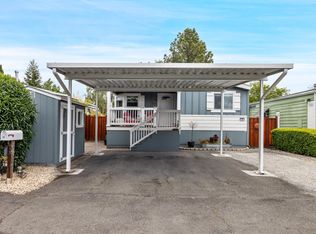 25 Walnut Cir, Rohnert Park, CA 94928