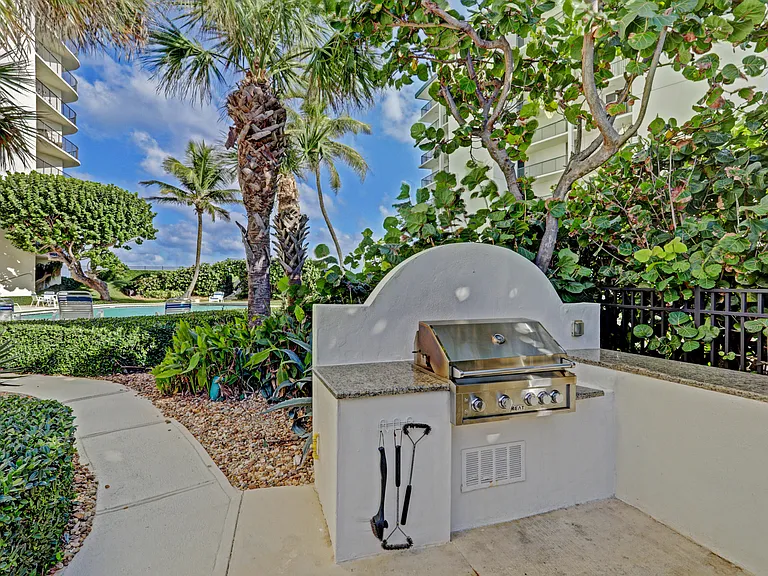 5420 N Ocean Dr #801 — Photo 51