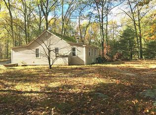 204 Burnt Hill Rd, Scituate, RI 02831