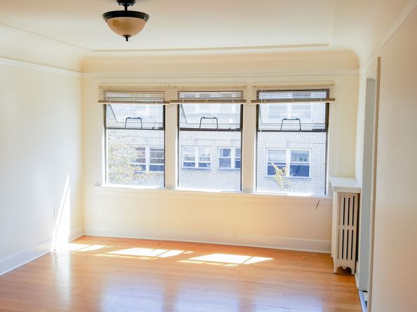 316 E Harrison St APT 204