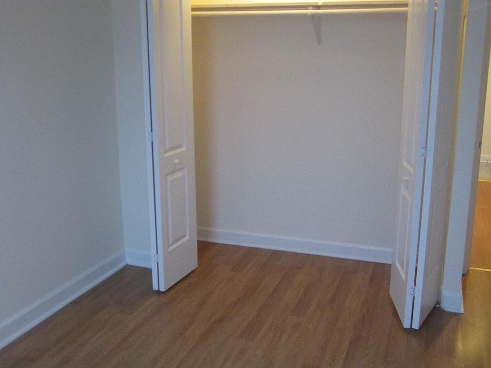 BEDROOM CLOSET