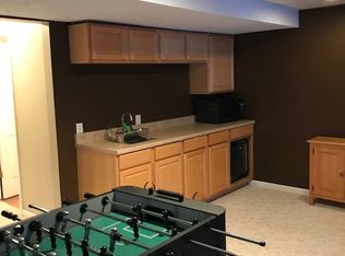 1876 Sunburst Dr, Zeeland, MI 49464