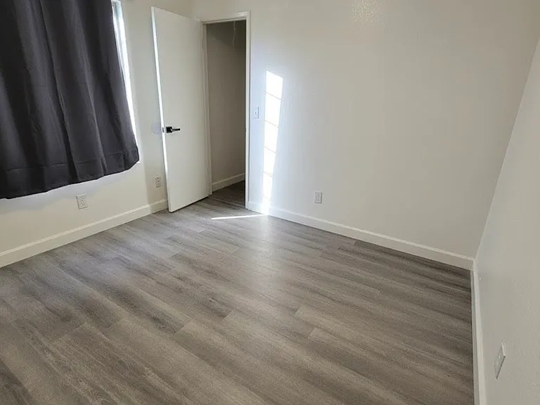 979 Music Ave — Photo 8